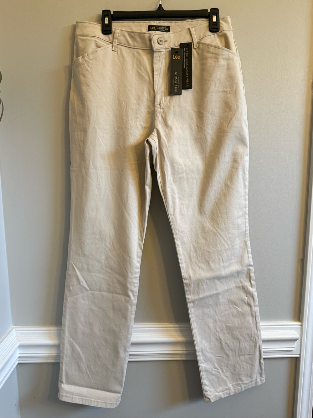 Lee midrise, straight leg, relaxed fit pants, NWT, 10